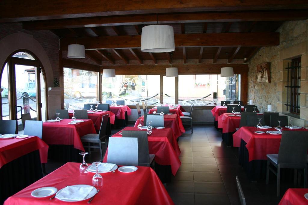 Posada La Venta De Quijas ภายนอก รูปภาพ